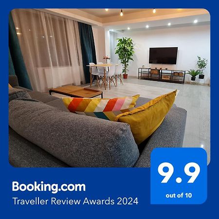 Zander Home Apartment Busteni Luaran gambar